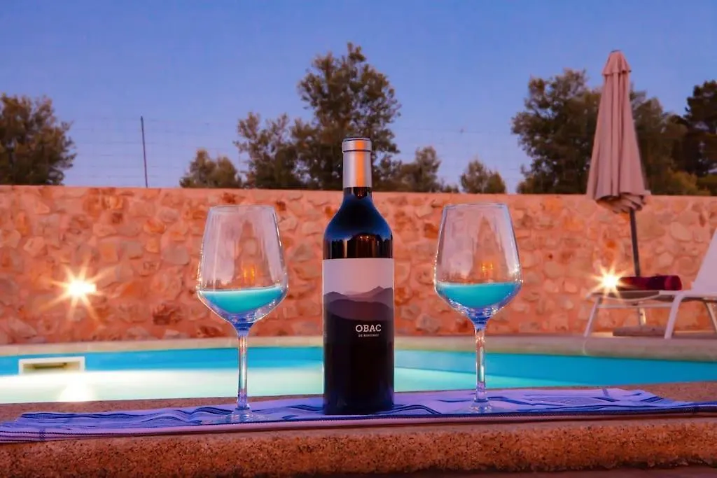 Eco Villa Son Calor Петра 0*,